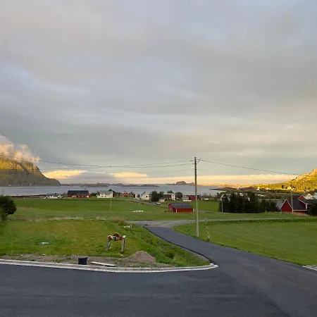 Dyr Tillatt I Vakkert Hus Med Naturomgivelser I Lofoten *